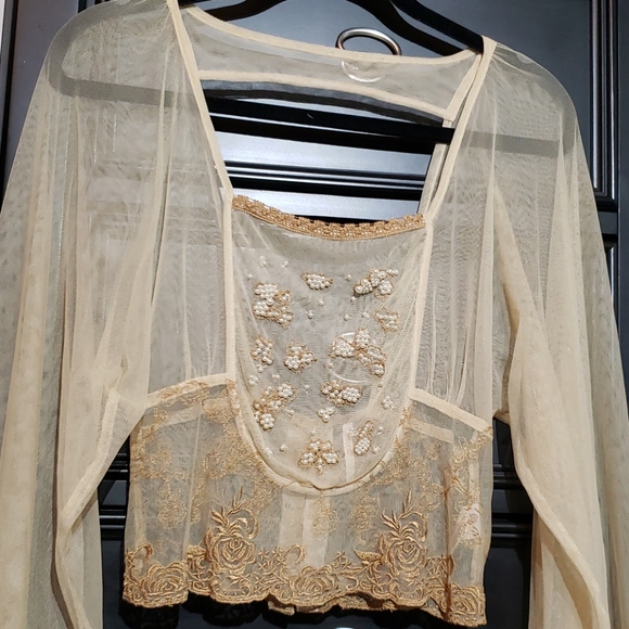 ☮  Free People Sheer 👕 - Picture 2 of 5